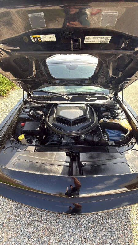 2016 Dodge Challenger 392 HEMI Scat Pack Shaker