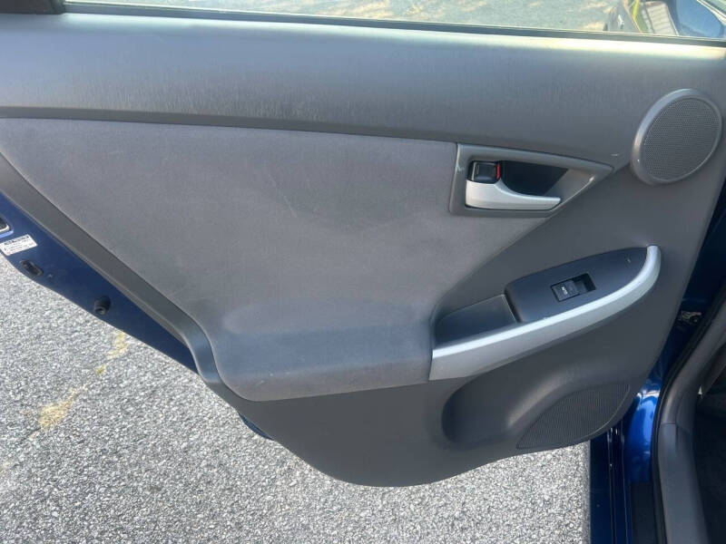 2011 Toyota Prius One