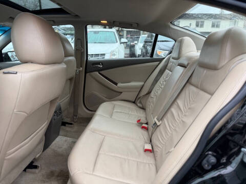 2012 Nissan Altima 3.5 SR