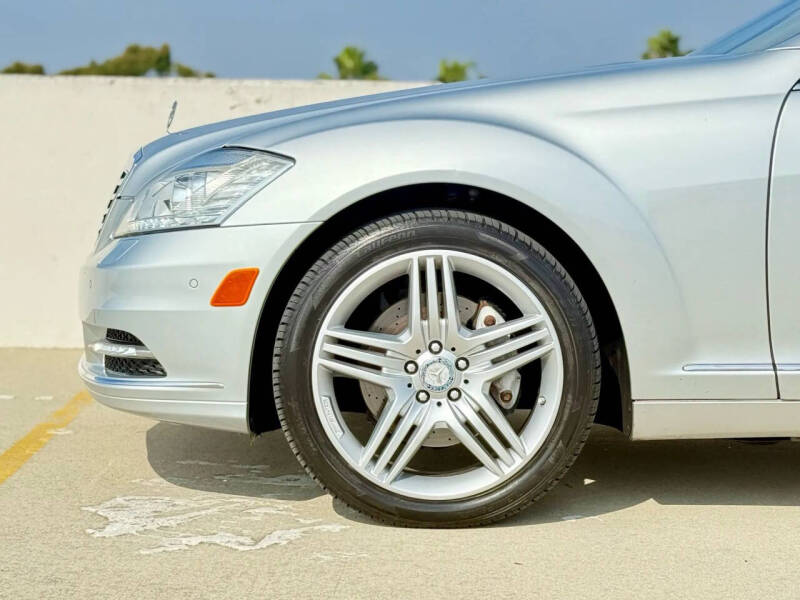 2011 Mercedes-Benz S-Class S 550