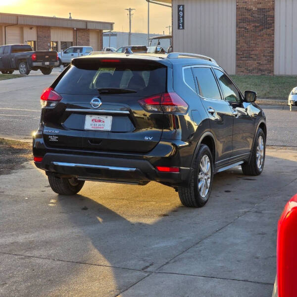 2018 Nissan Rogue SV