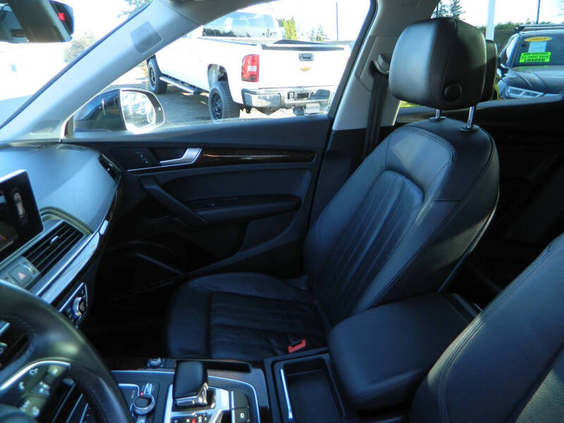 2018 Audi Q5 2.0T quattro Premium Plus