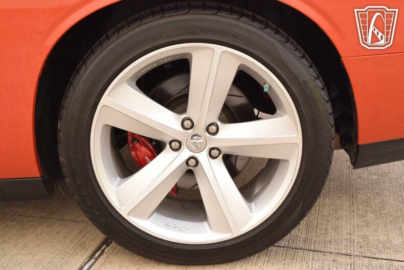 2008 Dodge Challenger SRT8