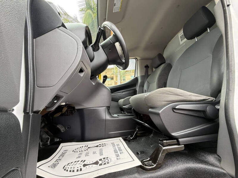 2020 Nissan NV200