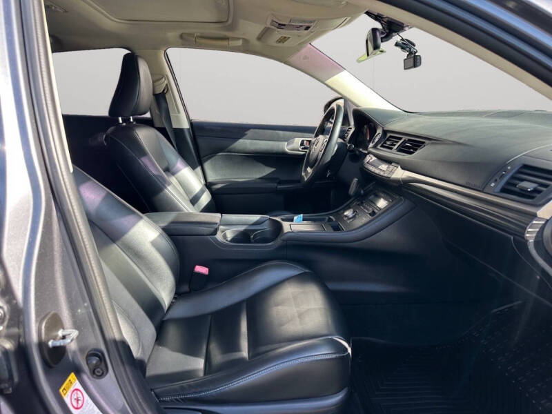 2014 Lexus CT 200h