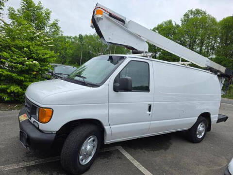 2005 Ford E-Series E-350 SD
