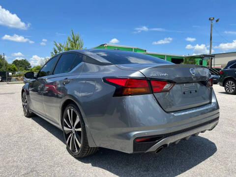 2021 Nissan Altima 2.5 SR