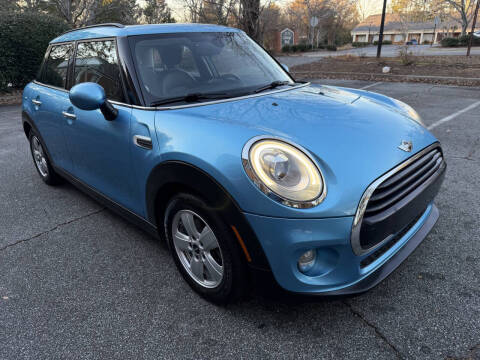 2017 MINI Hardtop 4 Door Cooper