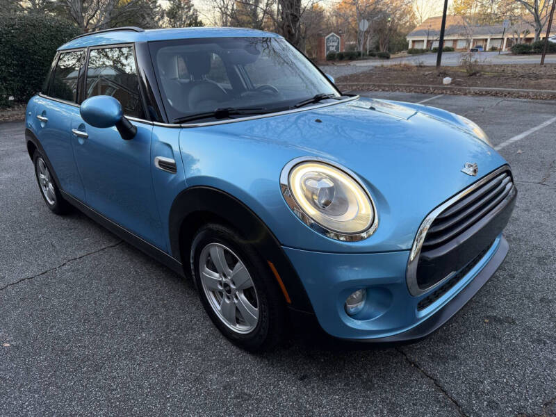 2017 MINI Hardtop 4 Door Cooper