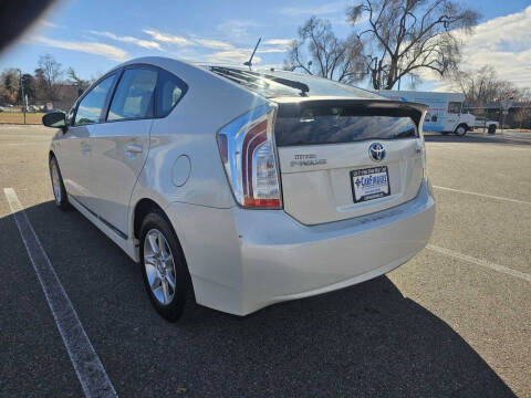 2012 Toyota Prius Two