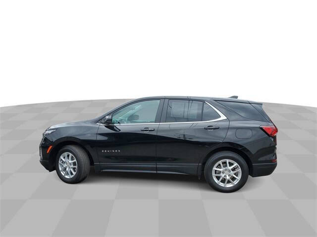 2022 Chevrolet Equinox for sale at Bowman Auto Center in Clarkston, MI