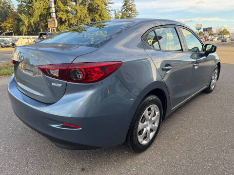 2015 Mazda MAZDA3 i Sport