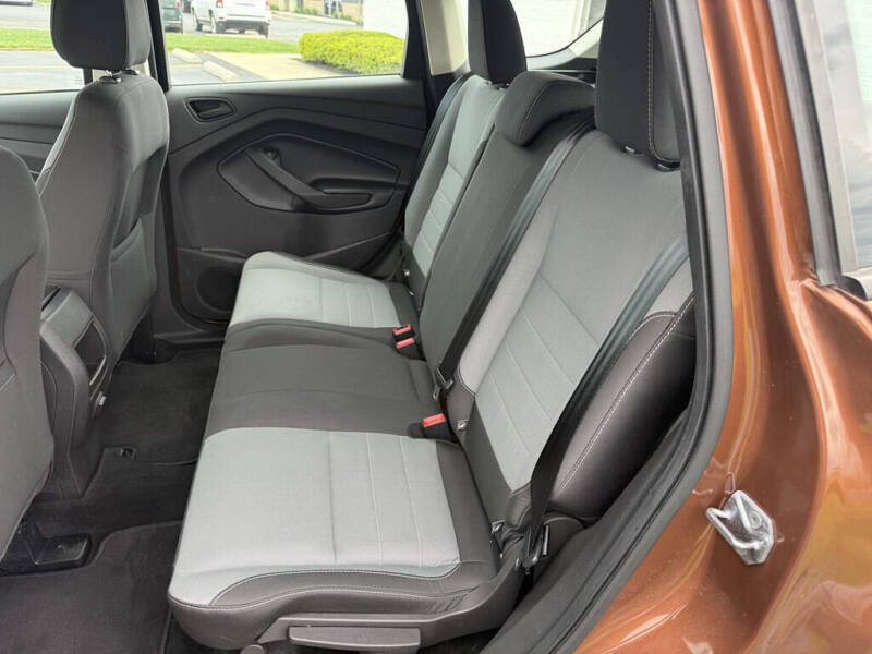 2017 Ford Escape S