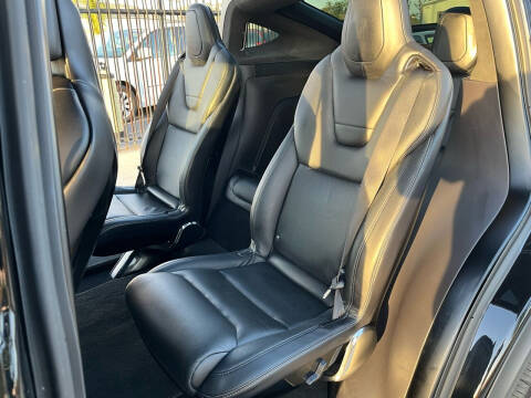 2016 Tesla Model X 90D