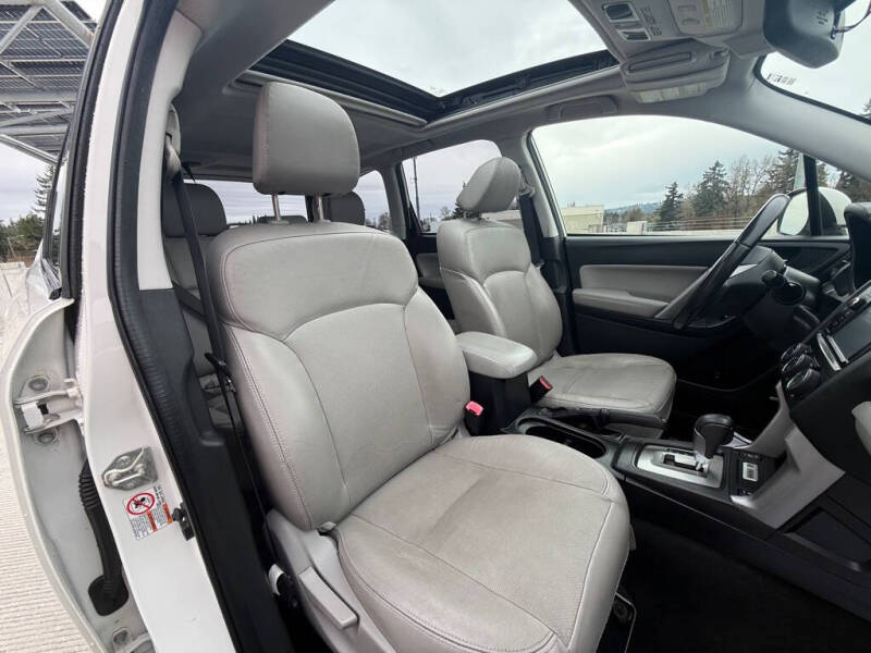 2014 Subaru Forester 2.5i Touring