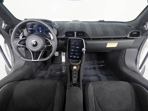 2025 McLaren Artura Spider