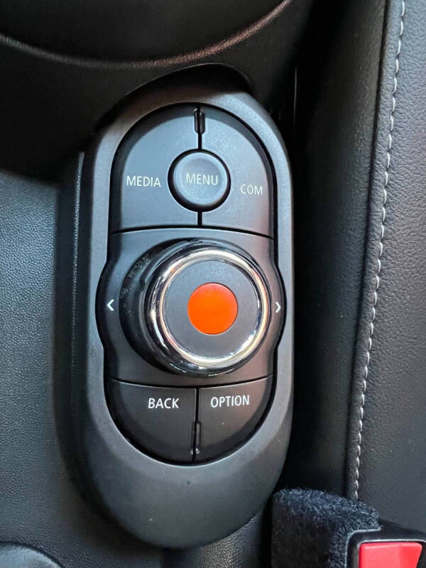 2022 MINI Hardtop 2 Door Oxford Edition