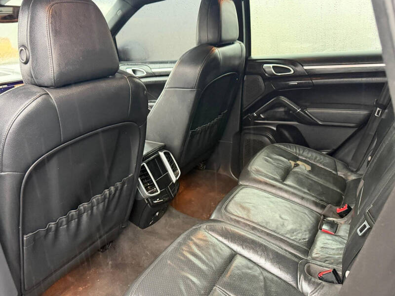 2011 Porsche Cayenne Tiptronic