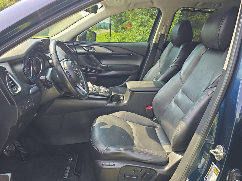 2022 Mazda CX-9 Touring Plus