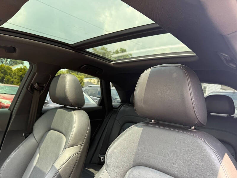 2015 Audi Q3 2.0T quattro Prestige