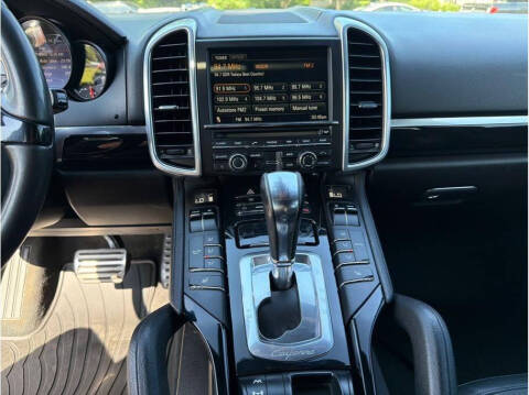 2011 Porsche Cayenne S