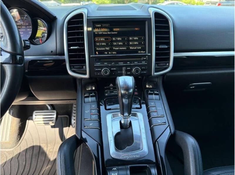 2011 Porsche Cayenne S