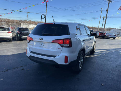 2015 Kia Sorento LX