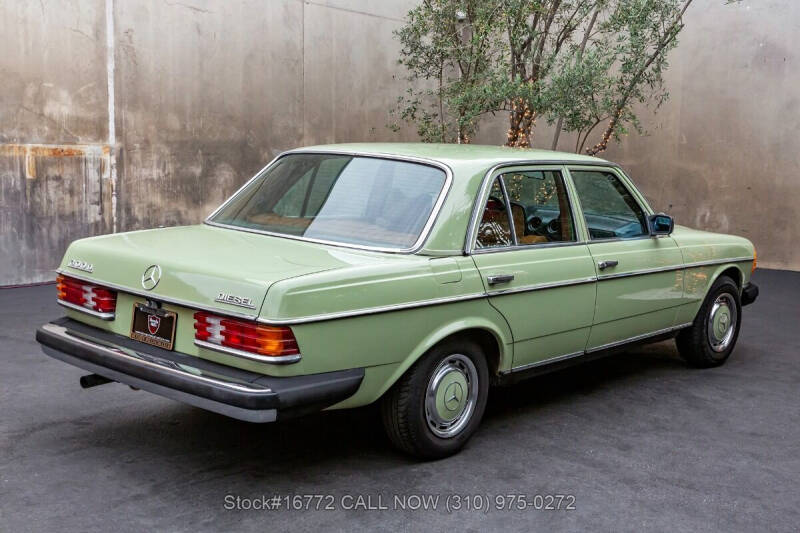 1977 Mercedes-Benz 300-Class