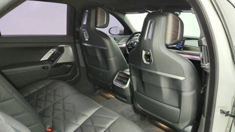 2023 BMW 7 Series 740i