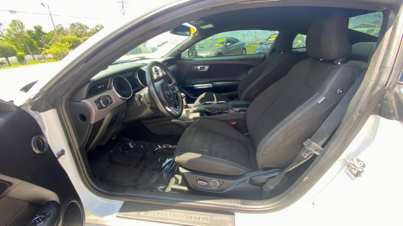 2017 Ford Mustang EcoBoost Premium