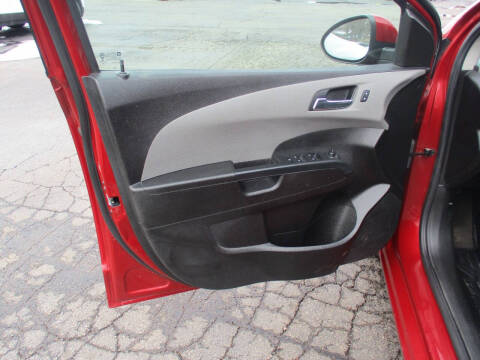 2015 Chevrolet Sonic LT Auto