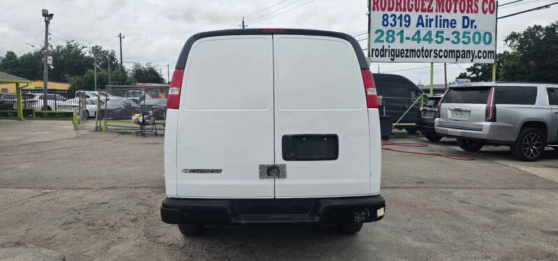 2019 Chevrolet Express 2500