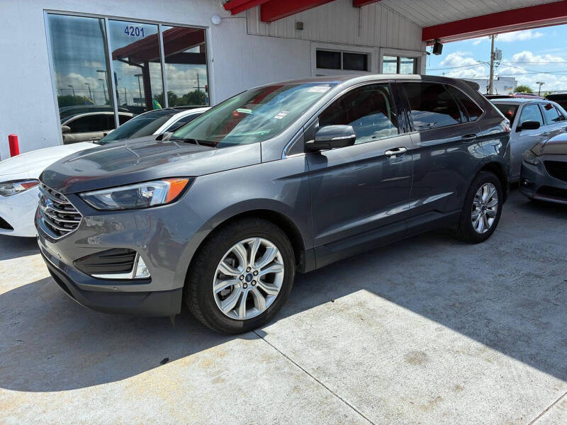 2022 Ford Edge Titanium