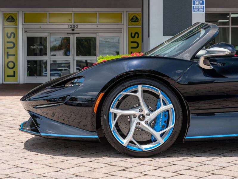 2021 McLaren Elva
