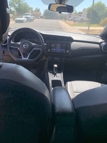 2024 Nissan Kicks SR