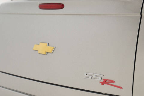 2004 Chevrolet SSR LS