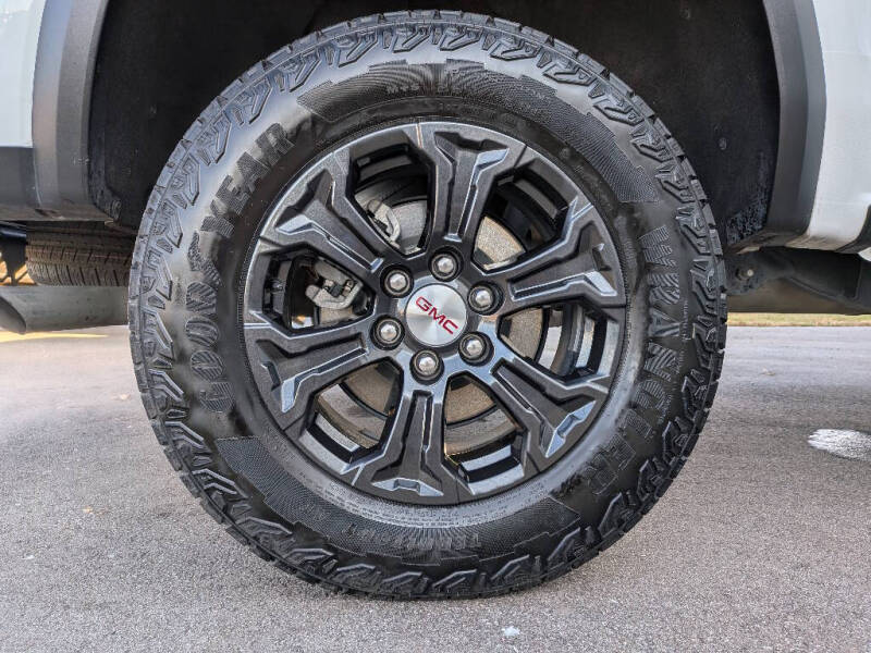 2024 GMC Canyon Elevation