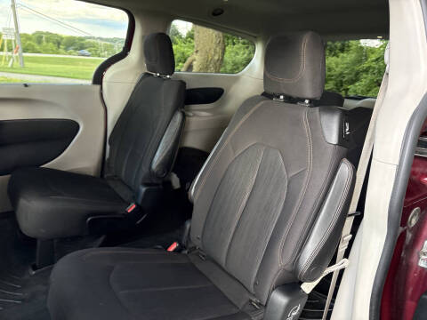 2018 Chrysler Pacifica Touring Plus