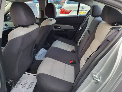 2013 Chevrolet Cruze LS Auto