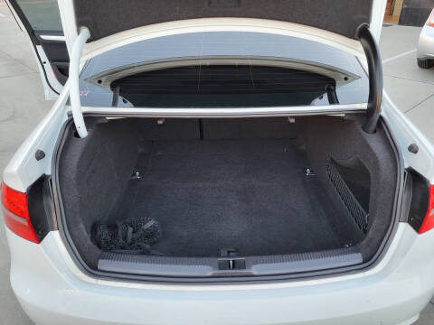 2013 Audi A4 2.0T quattro Premium Plus