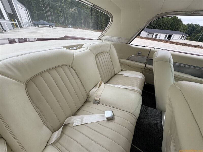 1961 Ford Thunderbird