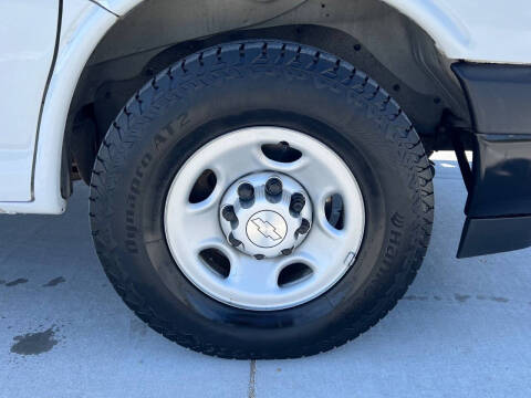 2019 Chevrolet Express 2500