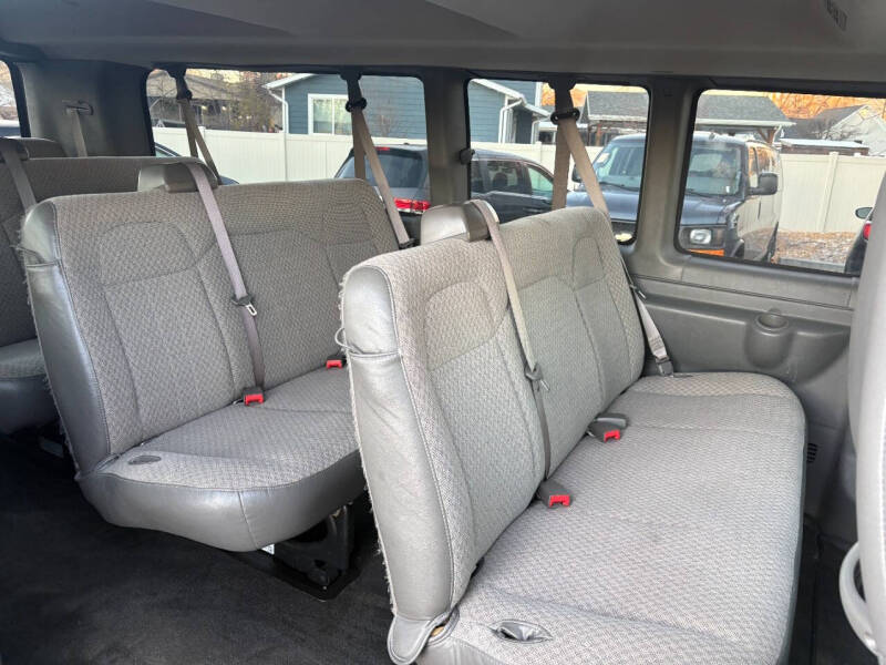 2017 Chevrolet Express LT 3500