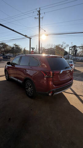 2016 Mitsubishi Outlander SE