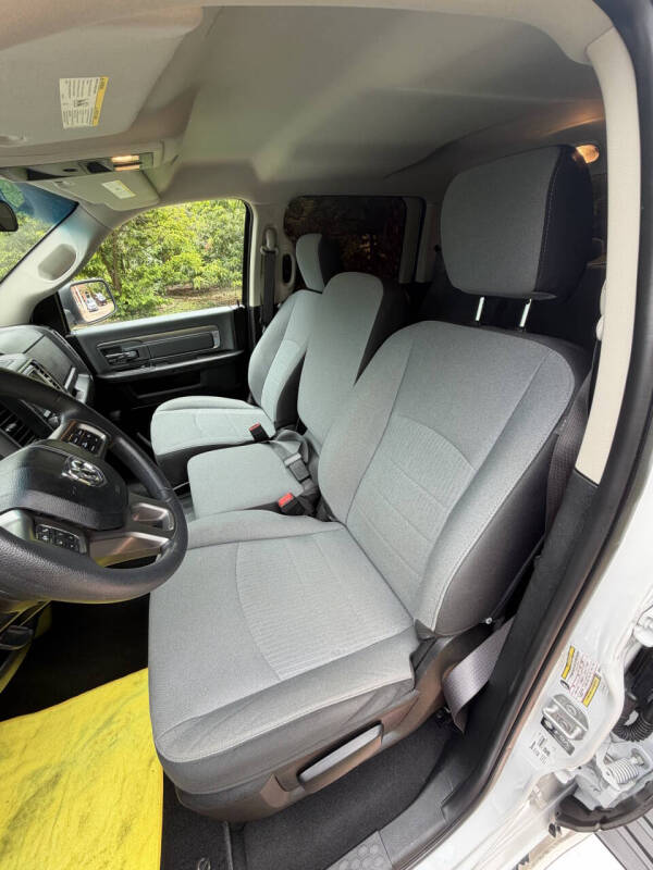 2021 RAM 1500 Classic SLT