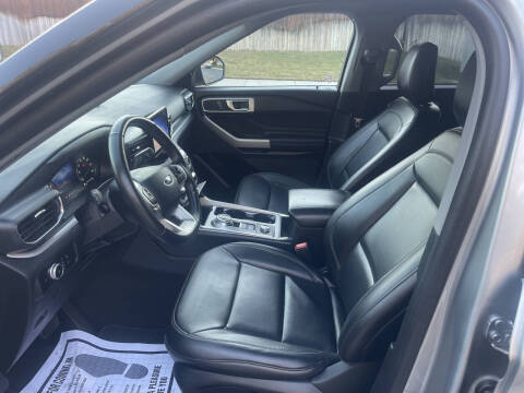 2023 Ford Explorer XLT