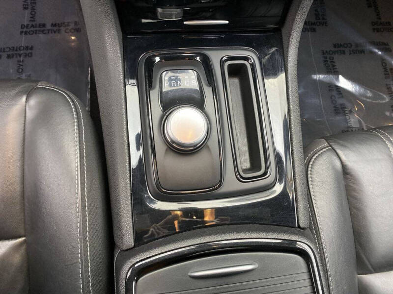 2021 Chrysler 300 S V6