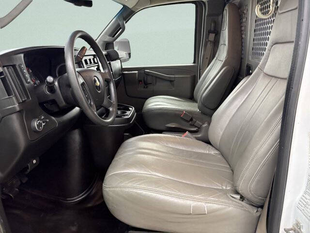 2017 Chevrolet Express 2500