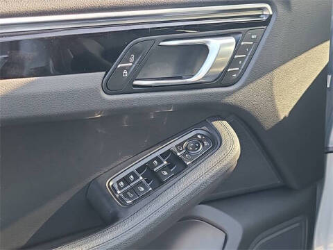 2021 Porsche Macan S