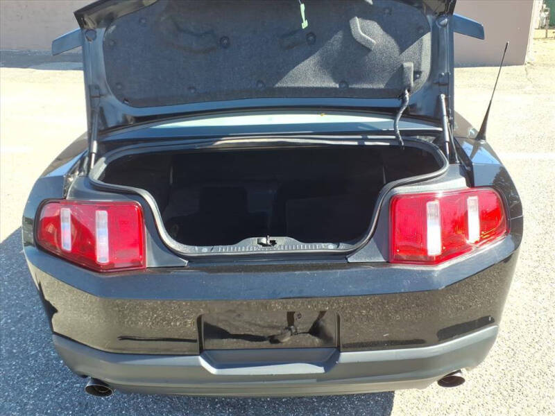 2011 Ford Mustang V6 Premium